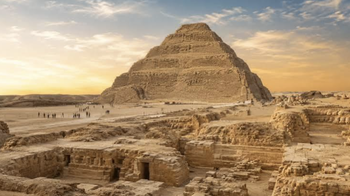 In the Footsteps of the Pharaohs – Discover Saqqara